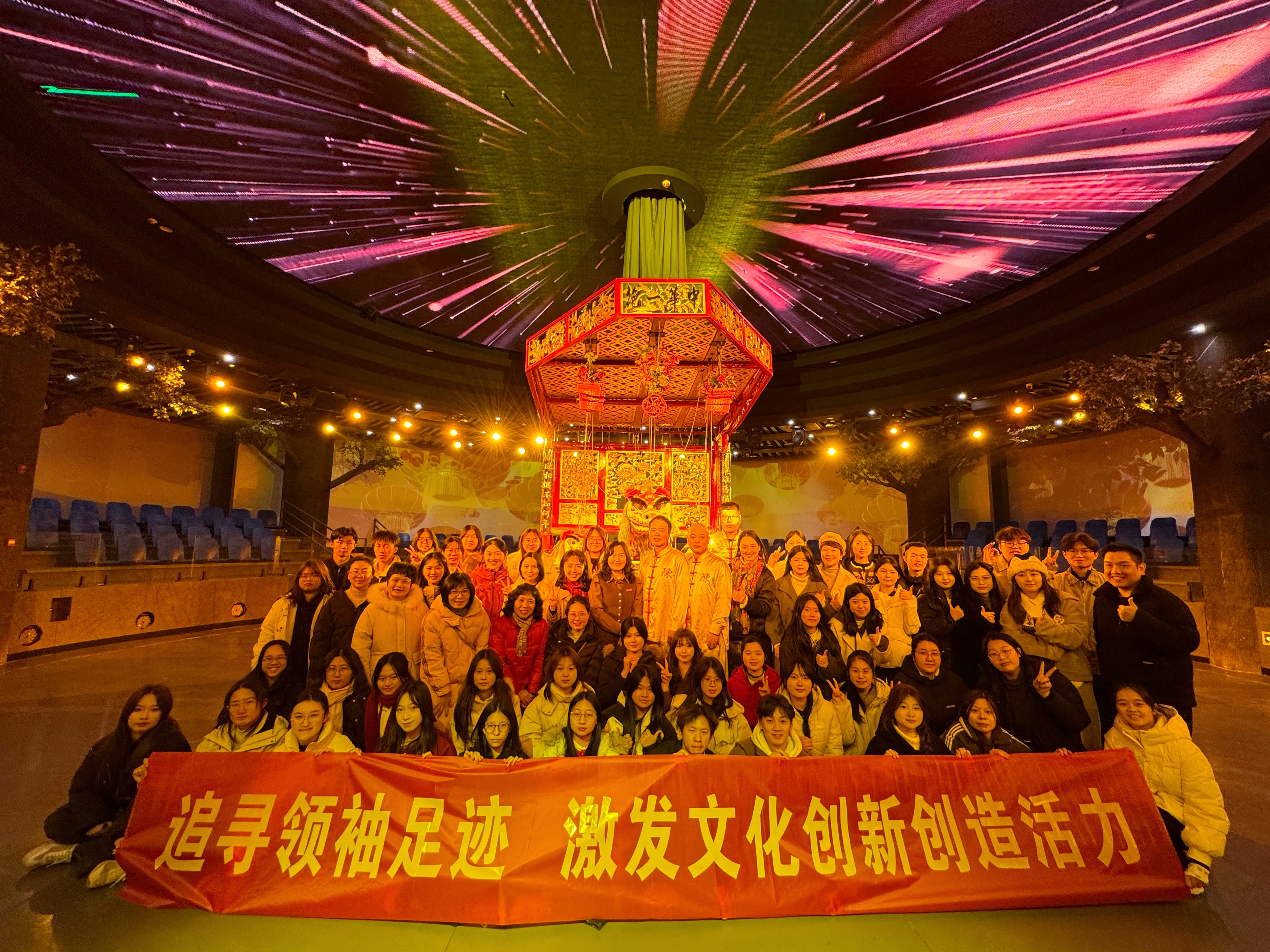 8 非遗展演合照