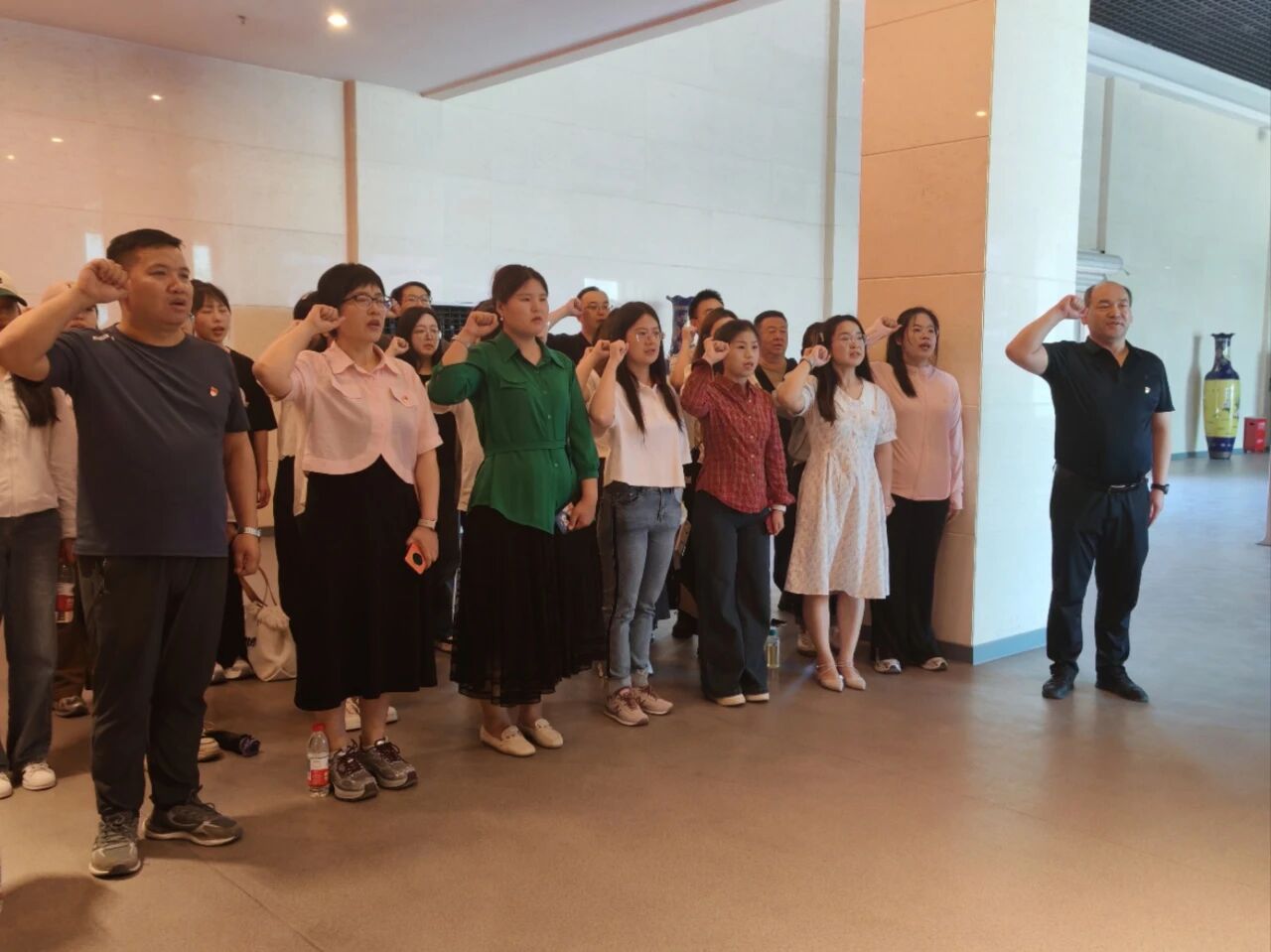 20250514八钢师生党日活动4