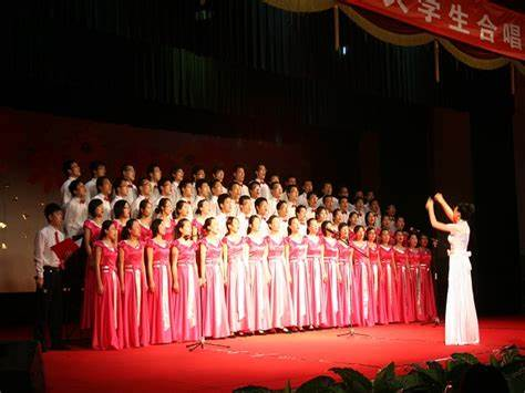 2024年10月开展舞台上的思政课——大学生合唱比赛
