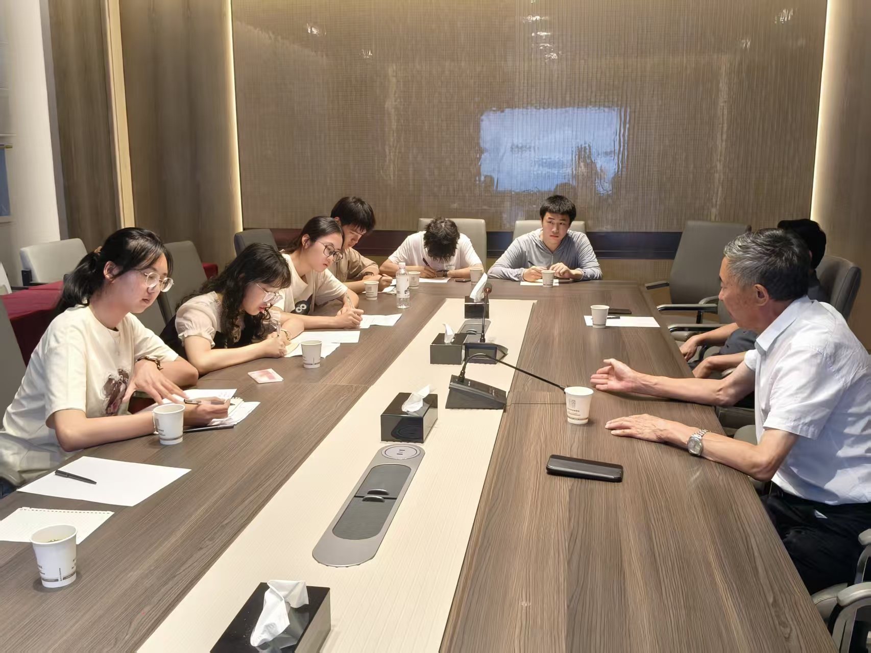 采访尧治河村孙开林书记现场