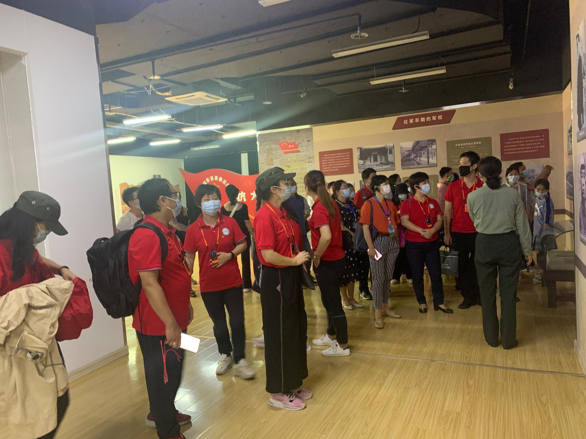 232A1A7B3364BFCC46364627EF8_8E3A0B4D_575B2