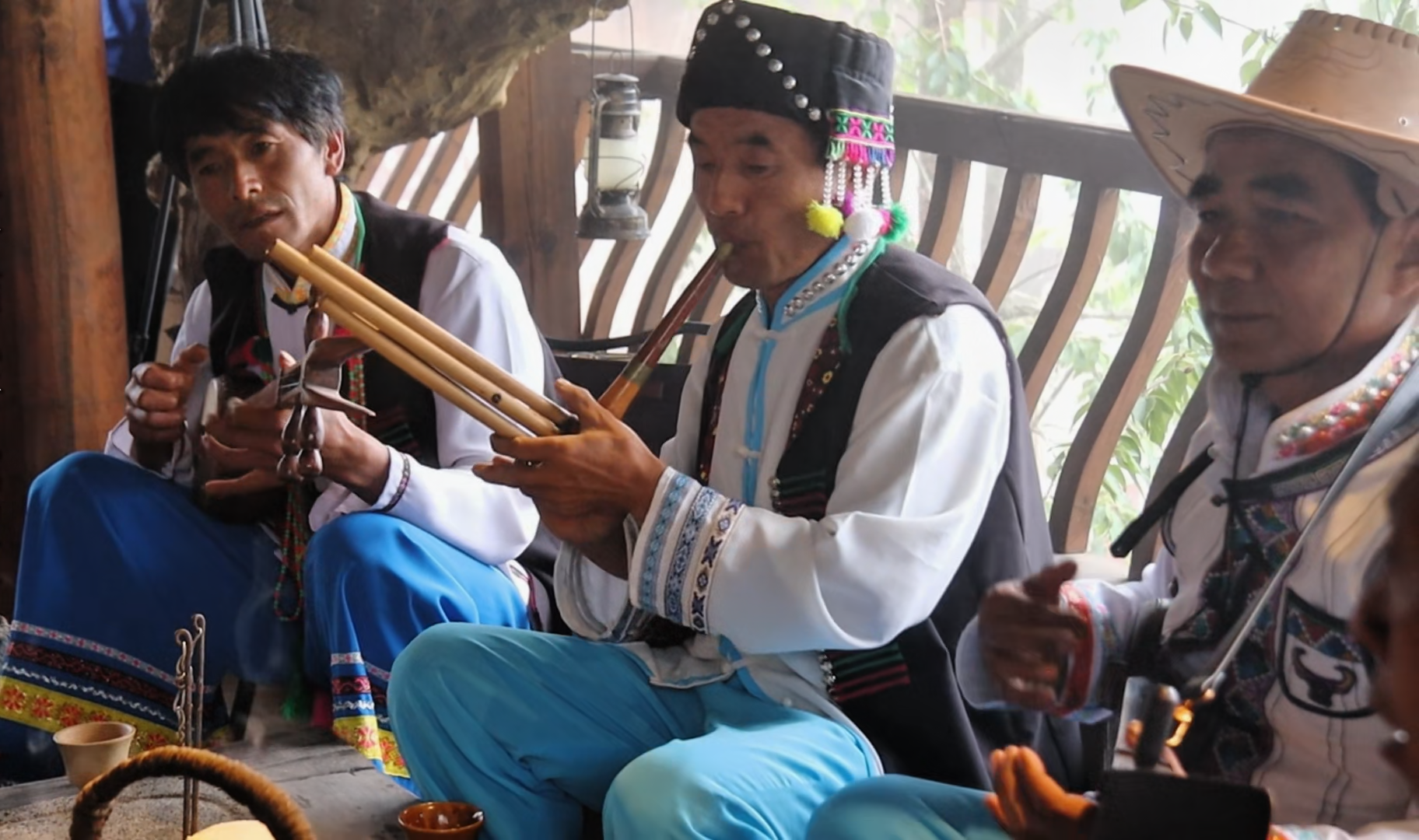 14-布朗民歌宣传片阿福有老师芦笙演奏剪影