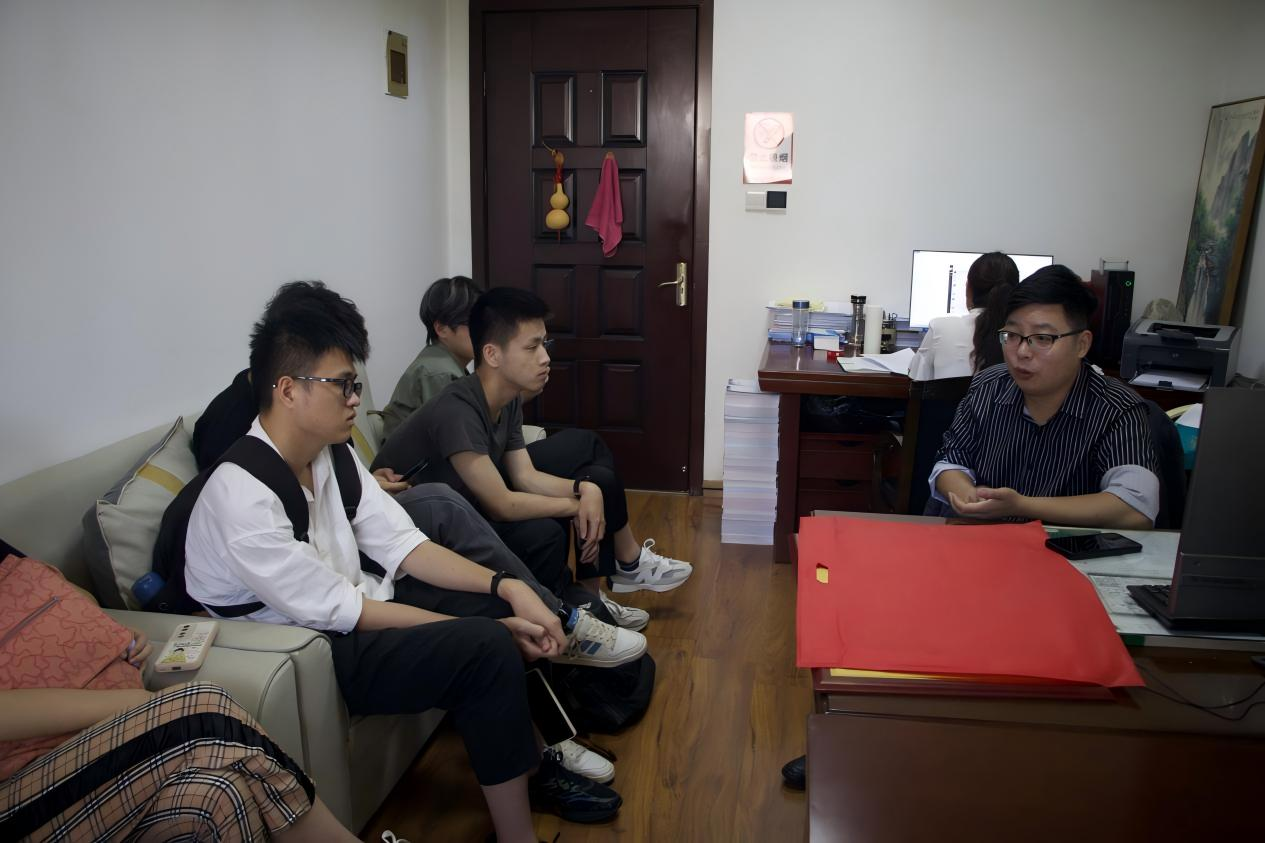 图片1 图片1