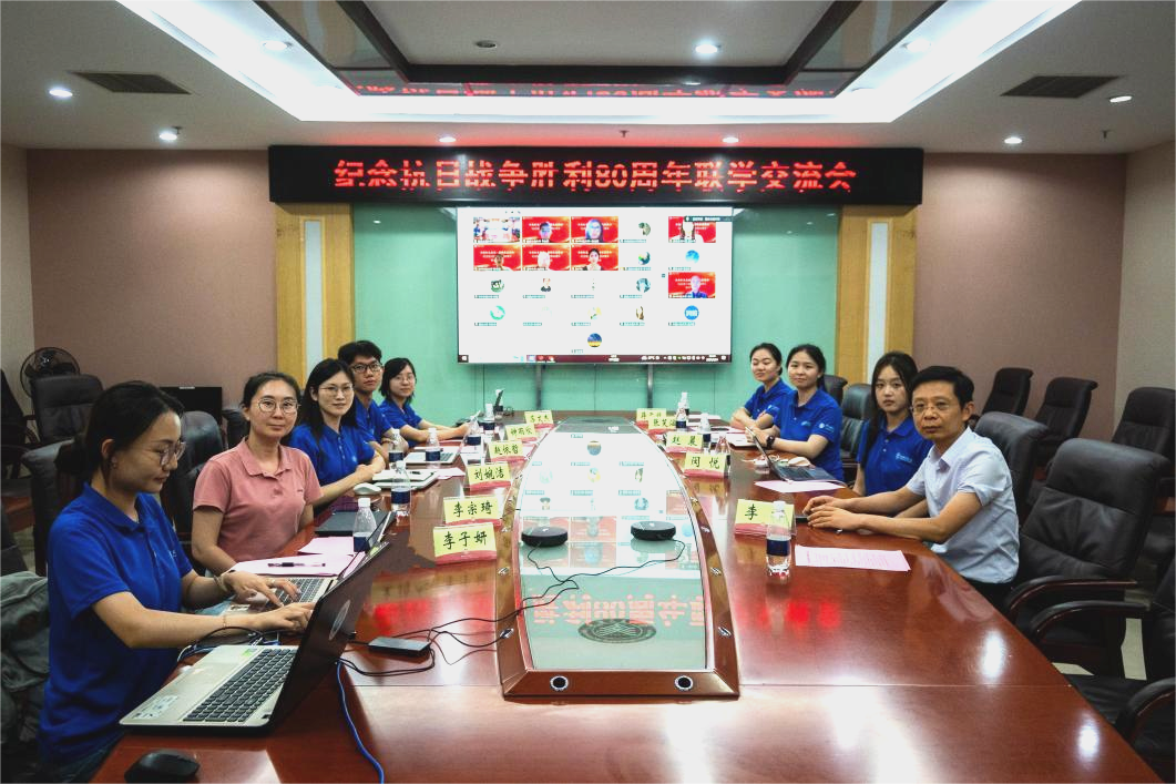 10-联学交流活动合影