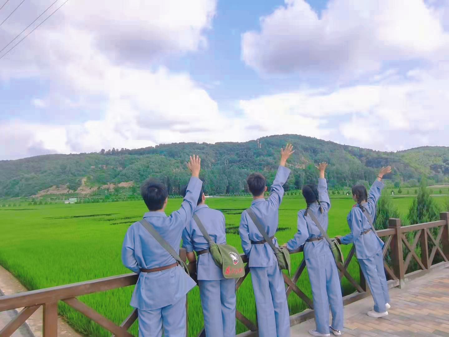 779c29659b9d439eb27c0fbf82beee44