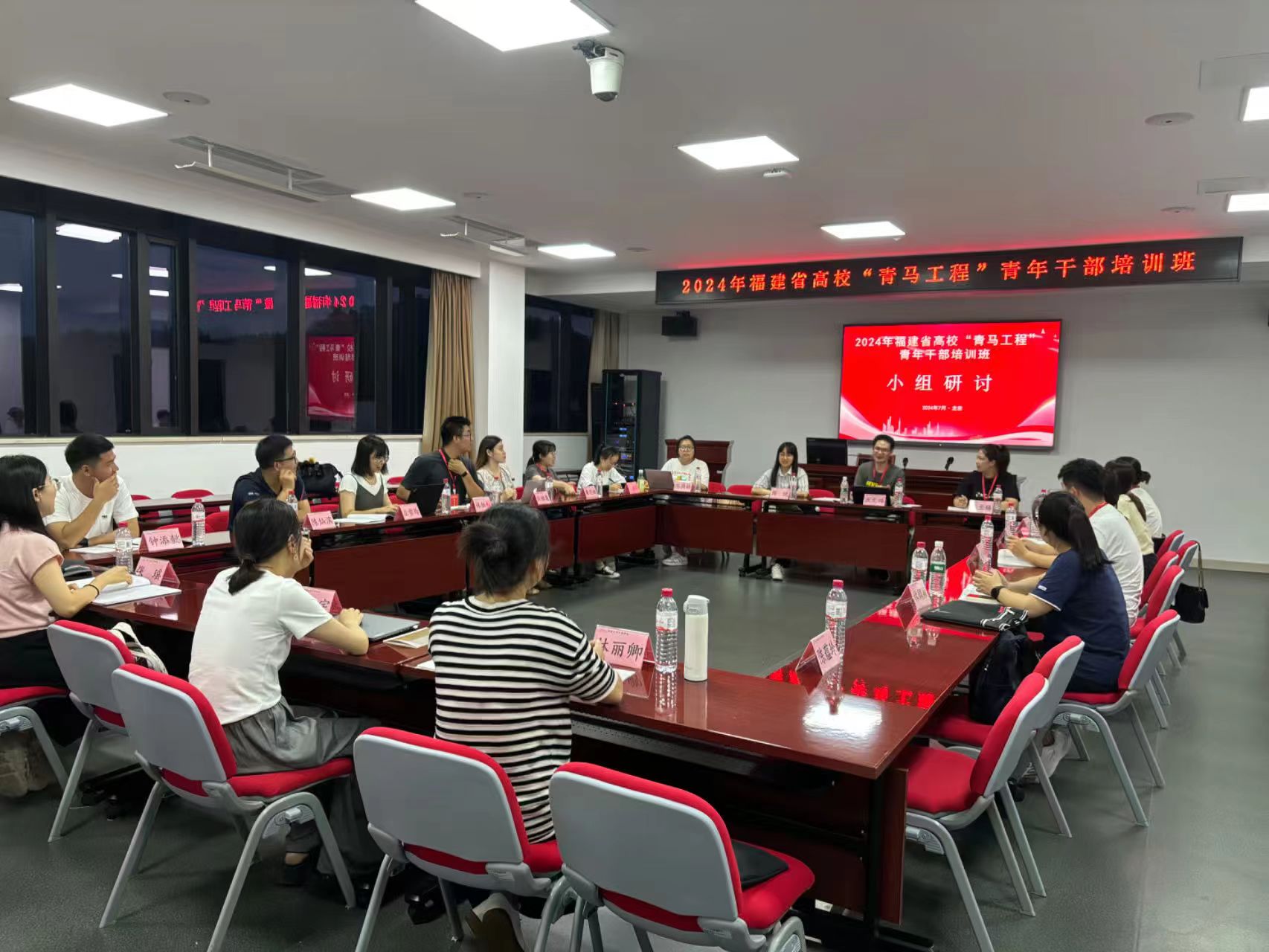 5633661d67b836dabaf83f1902ab44e2