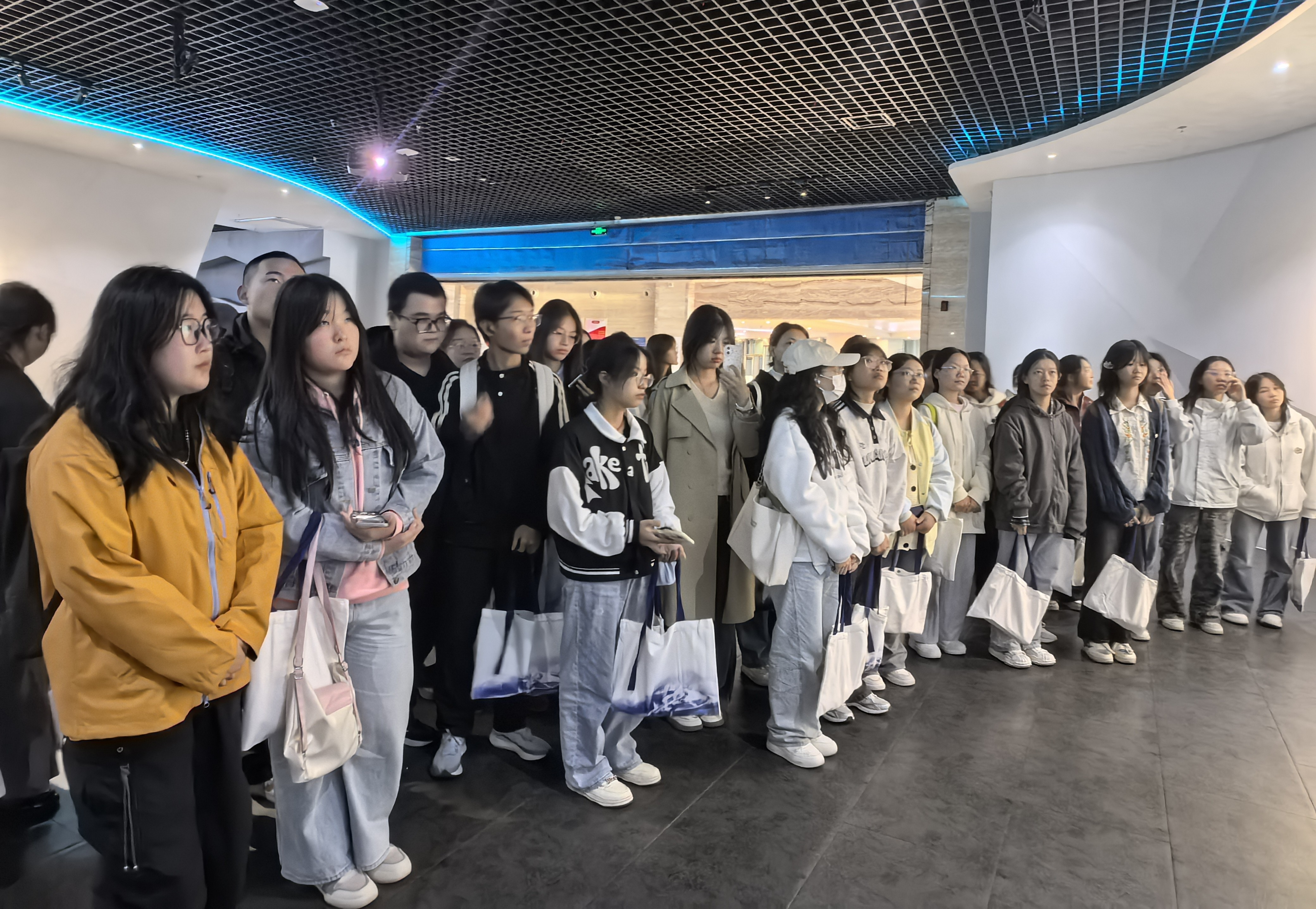 微信图片_20251025101156 微信图片_20251025101156